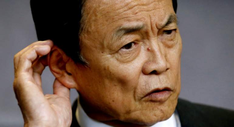 aso-taro-reuters.jpg