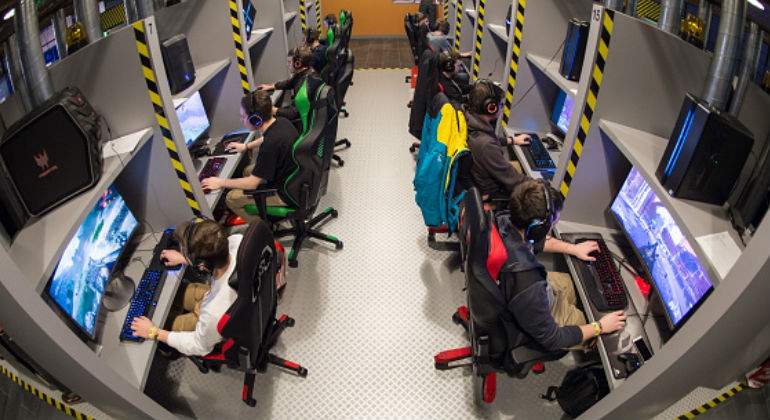 esports-7.jpg