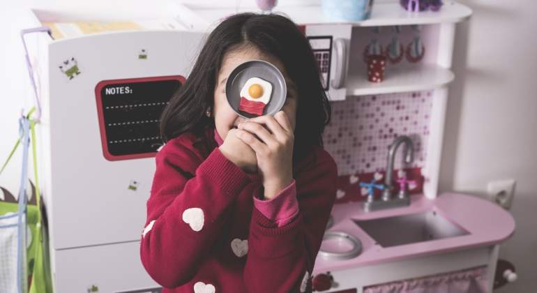 nina-cocina-rosa-getty.jpg