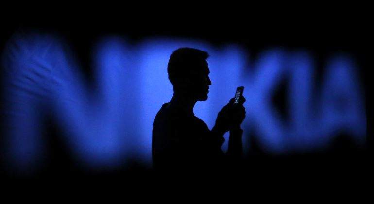 nokia-silueta-oscuro-770-reuters.jpg