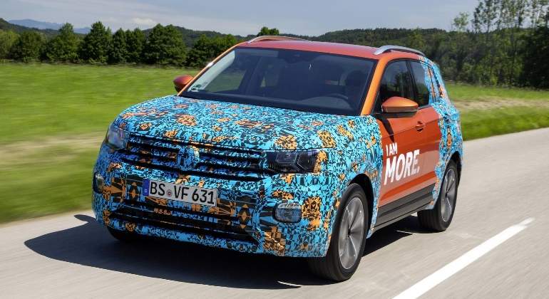 volkswagen-t-cross-camuflaje-2018-01.jpg