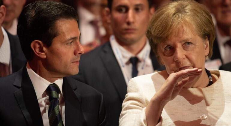 Pena-Merkel-Twitter.jpg