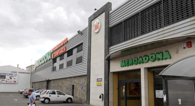 mercadona-exterior-tienda-fernando-villar.jpg