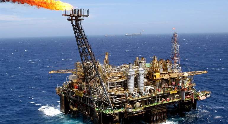 La ola de petróleo ligero esconde la escasez de crudo pesado
