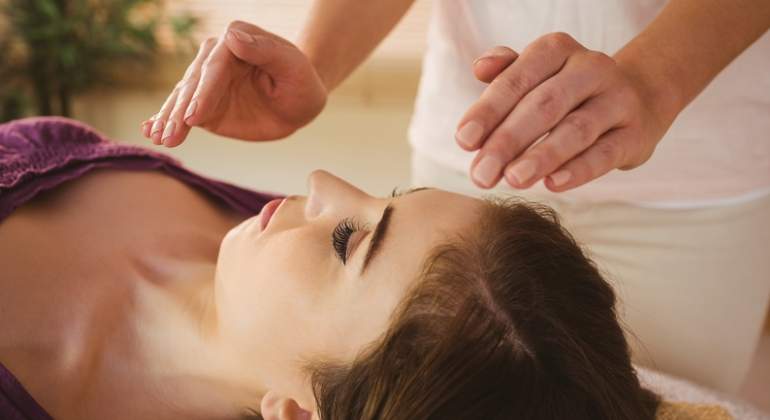 reiki-pseudoterapia-dreams.jpg