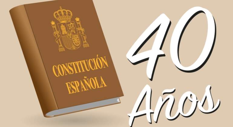 constitucion40anos-libromarron-dreamstime.jpg
