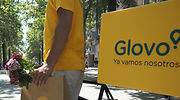 Un juzgado de Madrid reconoce la relación laboral entre Glovo y sus repartidores