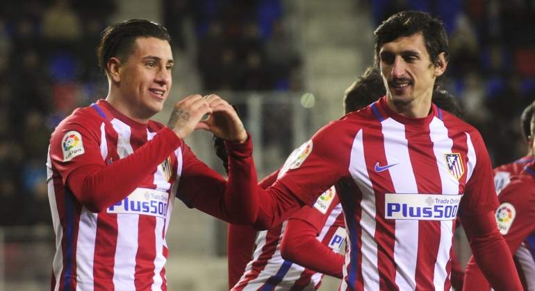 gimenez-savic-reuters.jpg