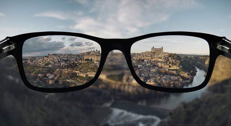 Gafas-de-una-persona-con-miopia-iStock.jpg