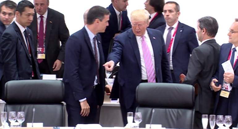 trump-sanchez-senala.jpg