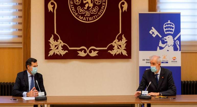 Firma-Catedra-de-Transicion-Energetic_fundacionrepsol-1.jpg