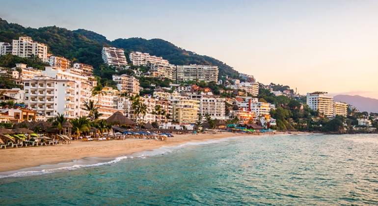 nuevo-vallarta-semana-santa-acpaulco.jpg