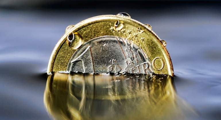 euro-moneda-agua-getty.jpg