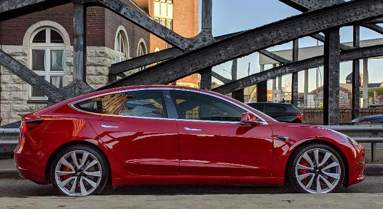tesla-model-3-europa.jpg