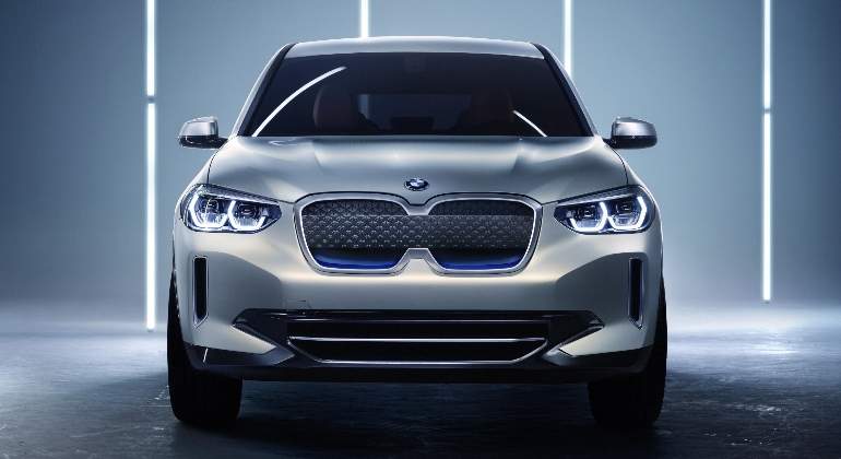 bmw-ix3-2018-01.jpg