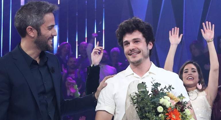 miki-eurovision-gala.jpg