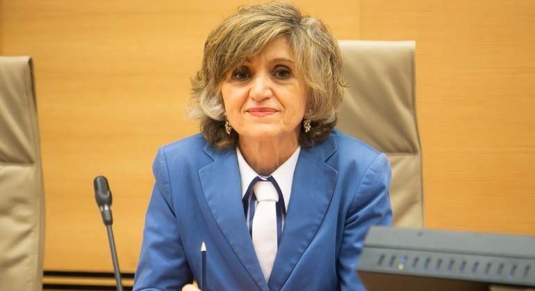 carcedo-maria-luisa-trajeazul-ep.jpg