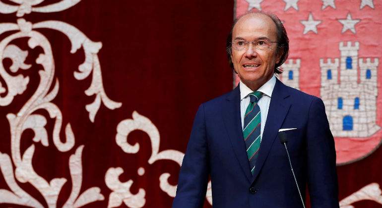 eduardo-sicilia-defini.jpg