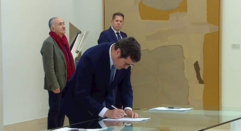 garamendi-alvarez-firma-erte-efe.jpg_