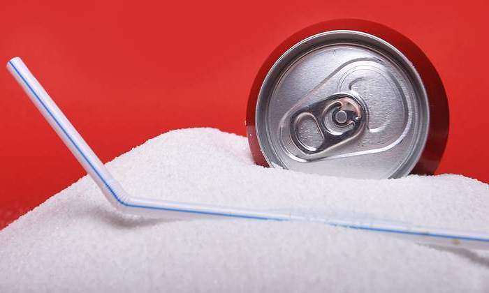 refresco-azucar-pajita-770-dreamstime.jpg