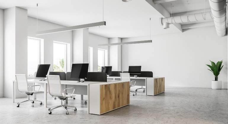 oficina-vacia-istock.jpg