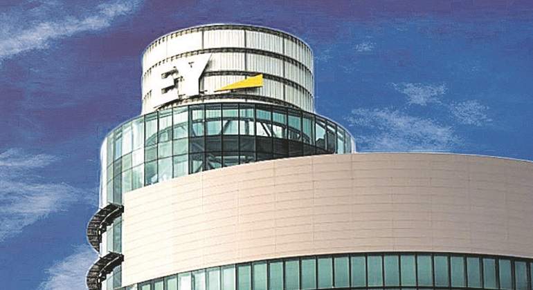 ey-especial.jpg