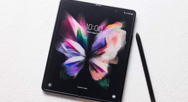 samsung-galaxy-z-fold-3-1.jpg