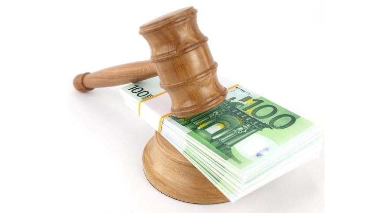 maza-justicia-dinero-dreamstime.jpg