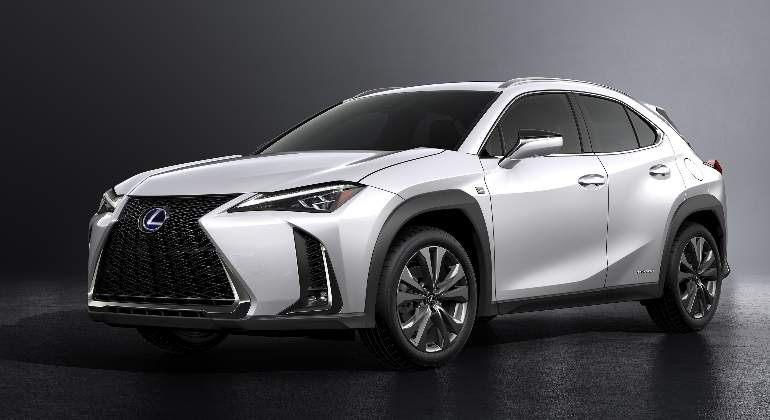 lexus-ux-2018-1.jpg
