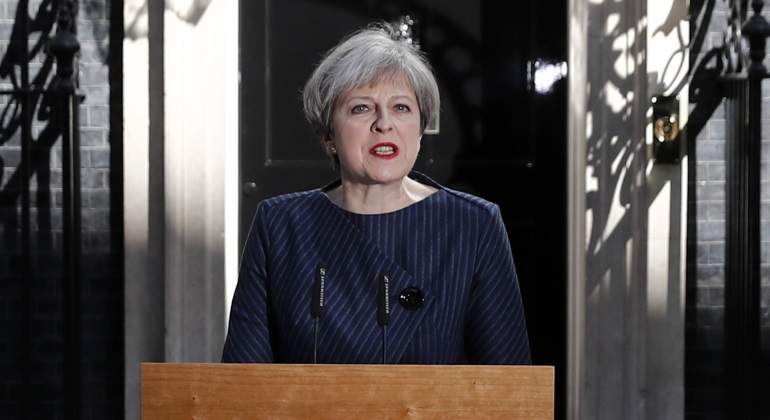 may-theresa-atril-cerca-18abril-reuters.jpg