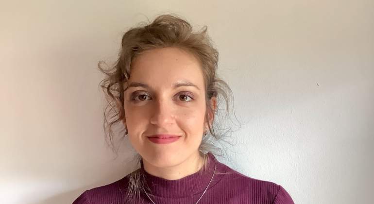Cintia-Carreira-1.jpg
