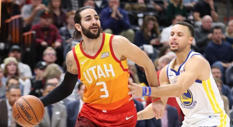 ricky-rubio-curry-2018-reuters.jpg