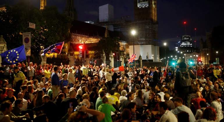 manifestacion-parlamento-britanico-brexit-agoasto-2019-reuters-770x420.jpg