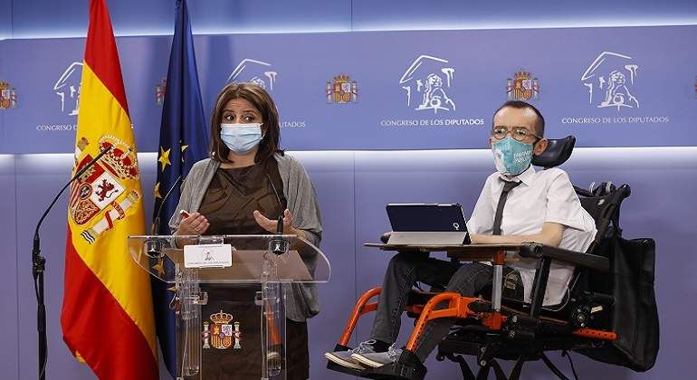 Adriana_Lastra_Echenique_Rueda_prensa-EP-770-x-420.jpg