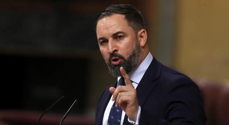 santiago-abascal-tribuna-investidura-efe.jpg