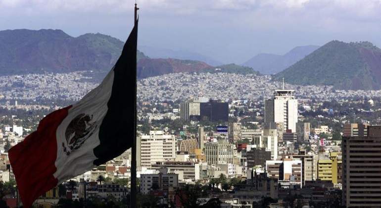 Bandera-Mexico-Reuters-770.jpg