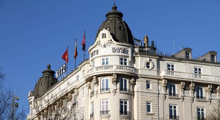 hotel-ritz-dreamstime.jpg