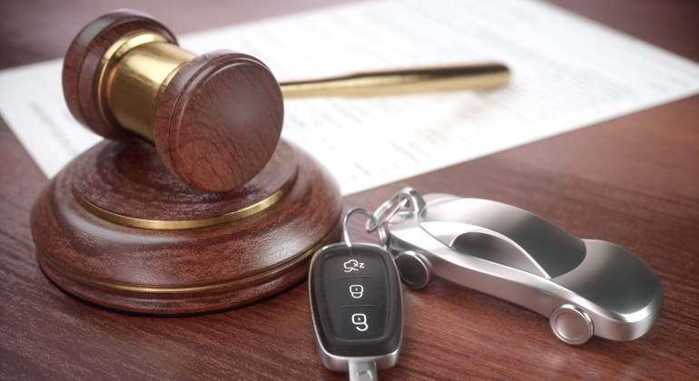 subasta-coche-boe-recurso-dreamstime.jpg