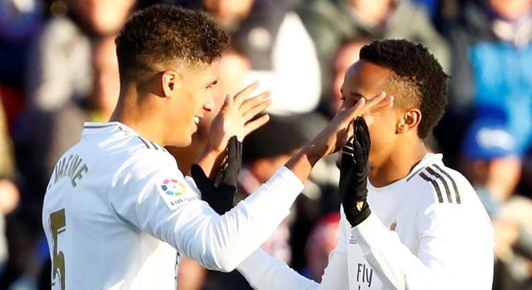 varane-militao-celebran-efe.jpg