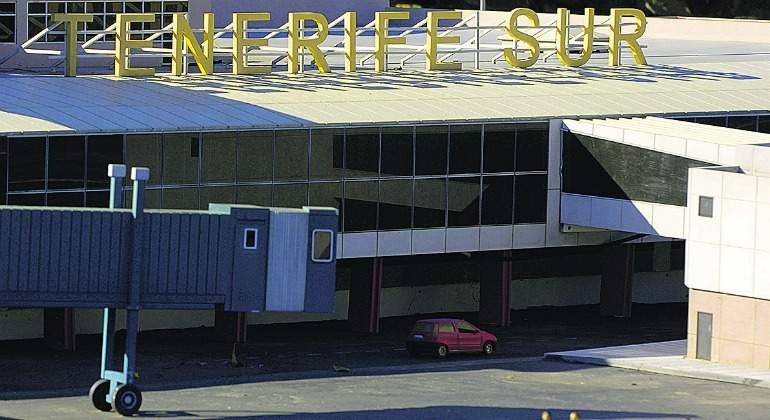 aeropuerto-tenerife-sur-770.jpg