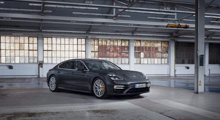 Porsche-europa-press.jpg