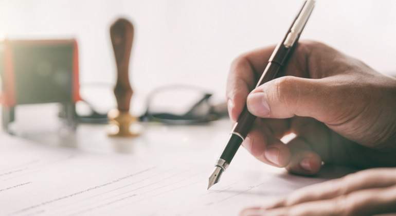 770-x-420-Notaria-firma-documentos-Istock.jpg