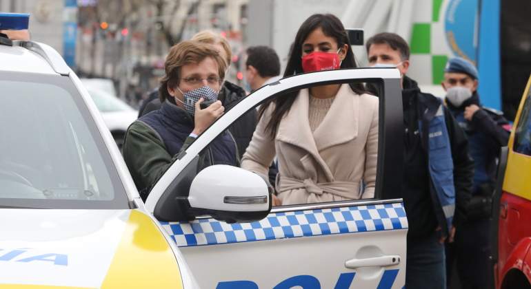 almeida-villacis-coche-policia-ep.jpg