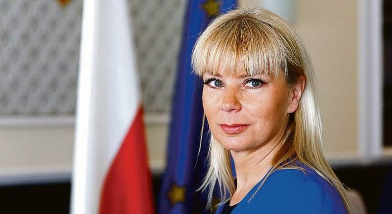 elzbieta-bienkowska-comisasria.jpg