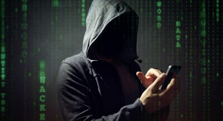 hacker-telefono.jpg
