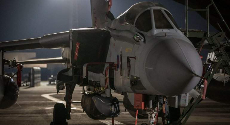 avion-militar770.jpg
