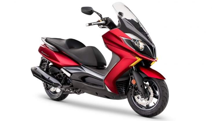 kymco-super-dink-2017-02.jpg