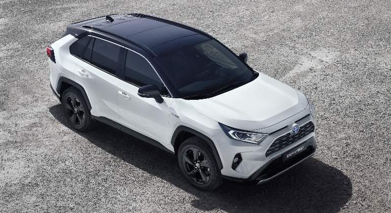 toyota-rav4-2019-01.jpg