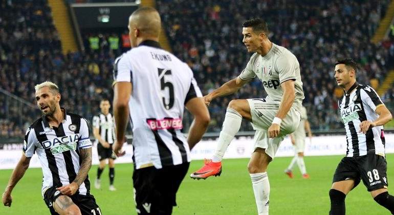 cristiano-juventus-gris-efe.jpg