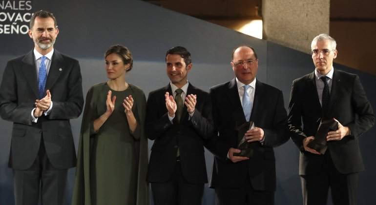 carlosmoropremios.jpg